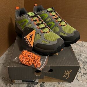 NWT! Men Size 11 Trail Shoes. Browning DELANO TRAIL Dark Citron/Frost Gray